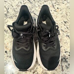 Hoka Black Arahi 7 Running Shoes